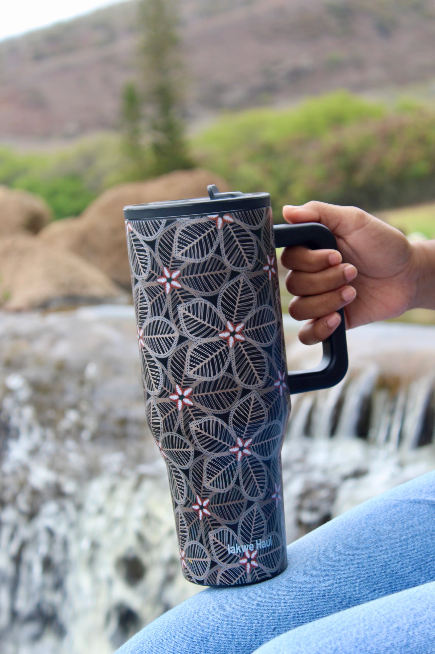 NEW Li-Wutwut Tumbler